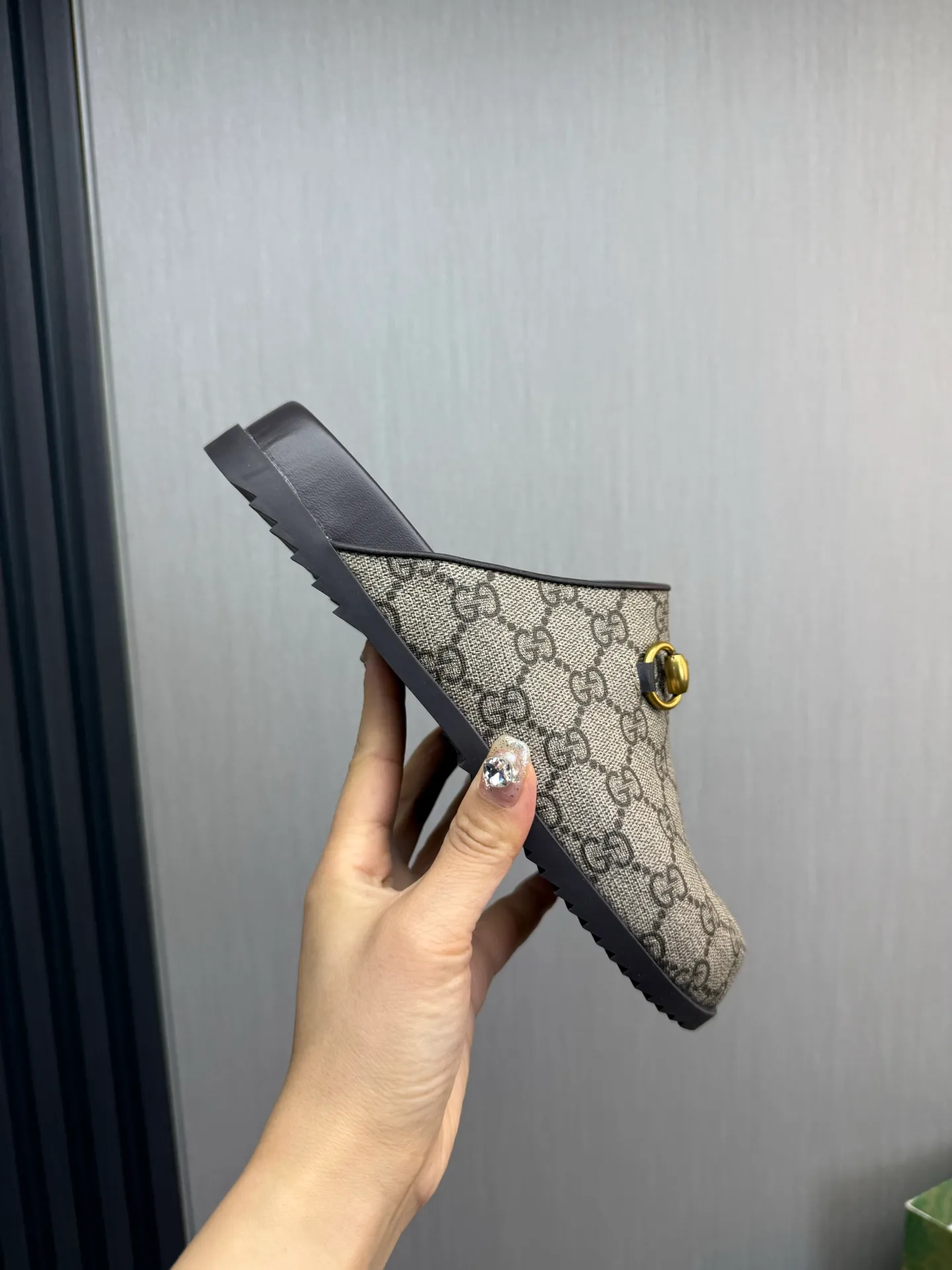Men's men's shoes💰Pili 400💰Maoli 440💰 ＧＵＣＣＩGucci. Popular couple slippers hot sale🩷💚 🩴Official website one to one production 35-45 size 45 46 🉑️Customized!